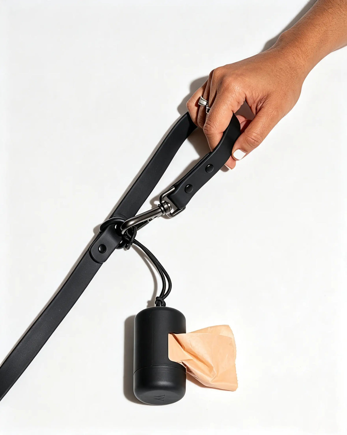 MellowTail All-Weather Everyday Leash™-Black