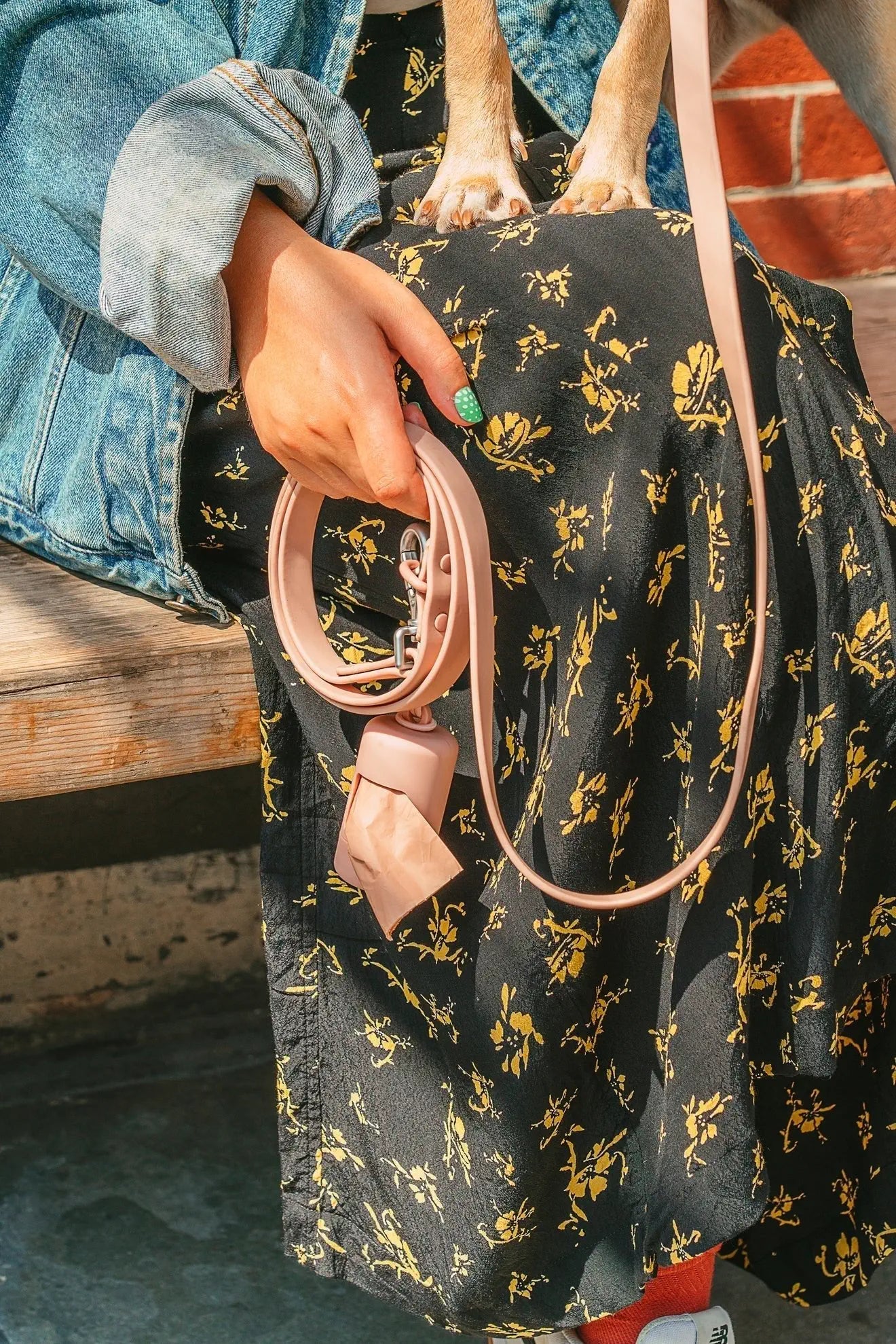 MellowTail Walk Pouch™-Blush