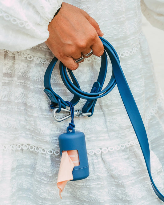MellowTail Walk Pouch™-Navy