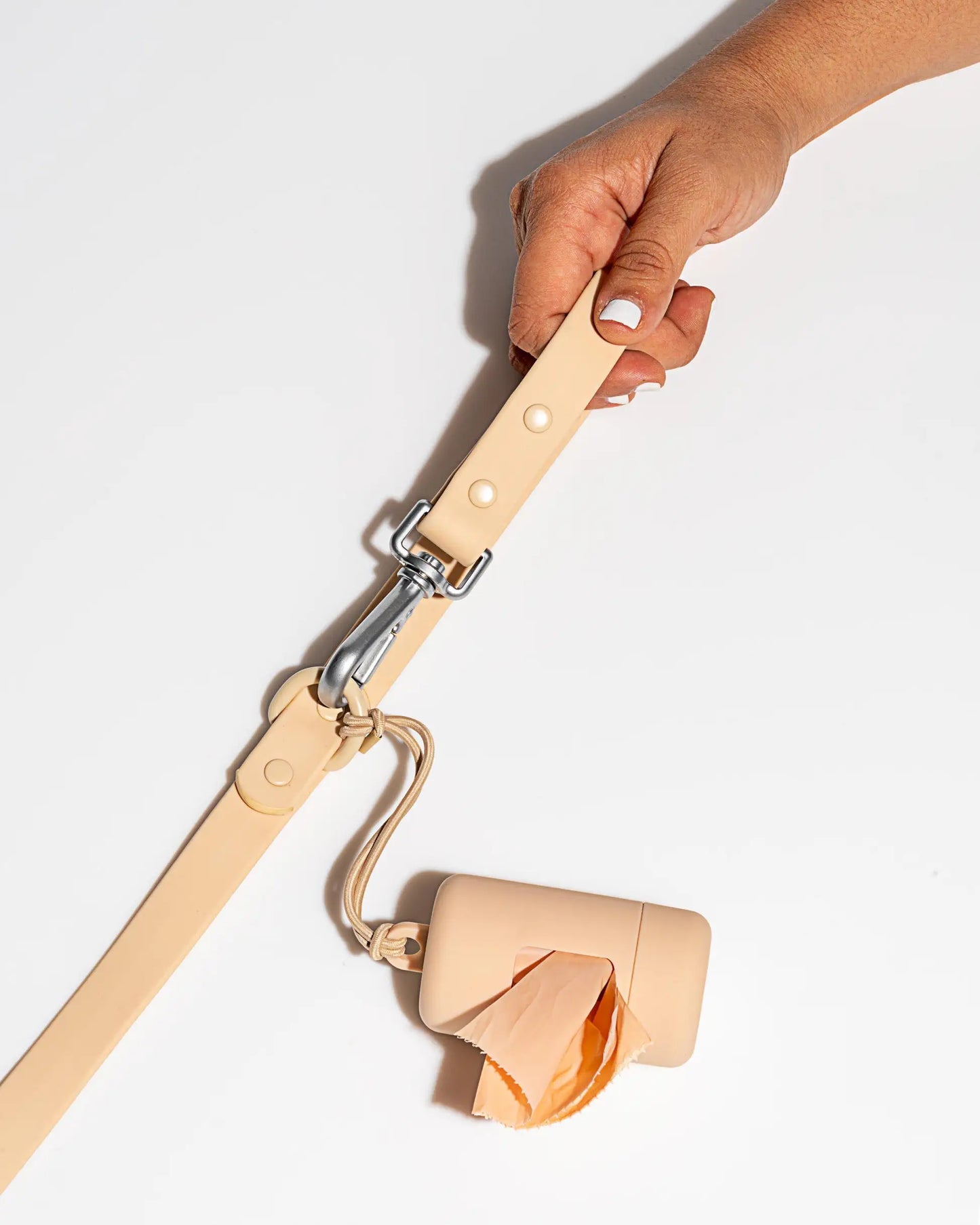 MellowTail Walk Pouch™-Blush